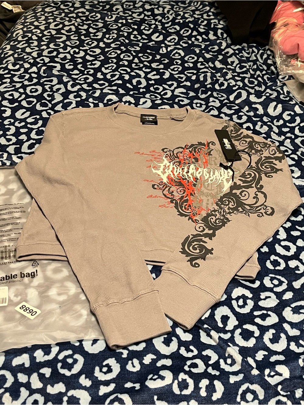 Graphic Ornamental Taupe Crop Top with Crew Neck